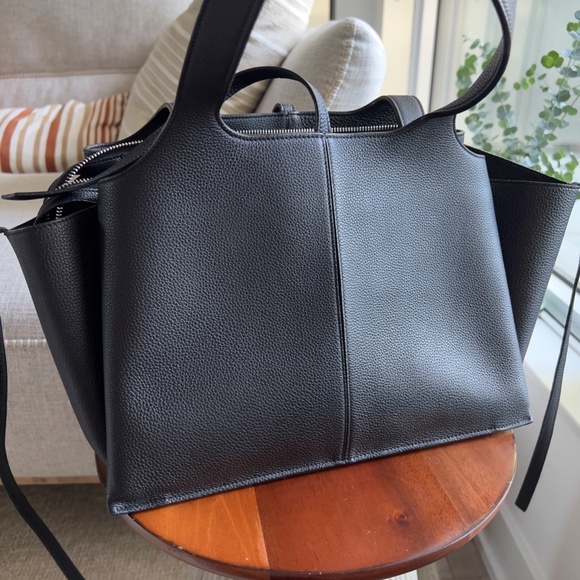 CELINE Tri-Fold Shoulder Bag - Picture 11 of 12